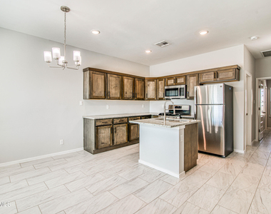 12879 Bret Harte Drive - Photo Thumbnail 4