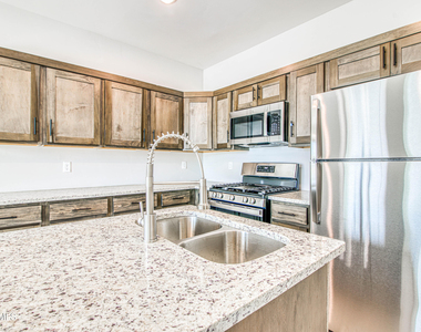 12879 Bret Harte Drive - Photo Thumbnail 9