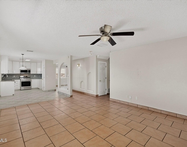 14224 Desert Ash Drive - Photo Thumbnail 18
