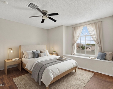 14224 Desert Ash Drive - Photo Thumbnail 3