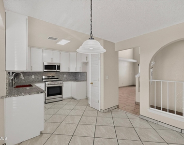 14224 Desert Ash Drive - Photo Thumbnail 20
