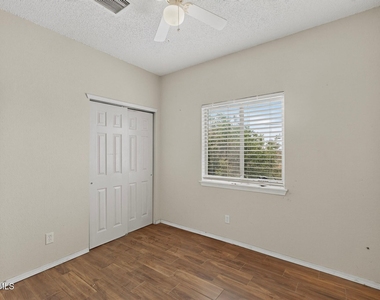 14224 Desert Ash Drive - Photo Thumbnail 44