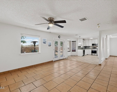 14224 Desert Ash Drive - Photo Thumbnail 17