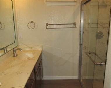 739 Espada Drive - Photo Thumbnail 18