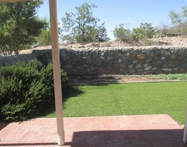 739 Espada Drive - Photo Thumbnail 20