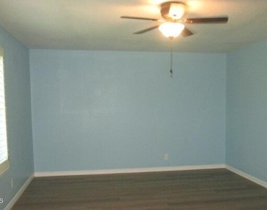739 Espada Drive - Photo Thumbnail 16
