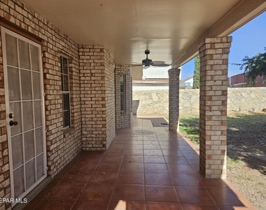 11235 Kachina Drive - Photo Thumbnail 24