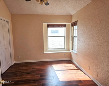 11235 Kachina Drive - Photo Thumbnail 20