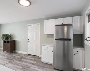 36 Woodbury Avenue - Photo Thumbnail 7