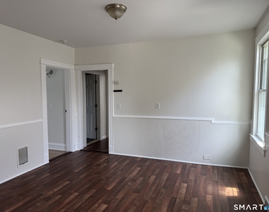 173 Chestnut Avenue - Photo Thumbnail 10