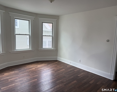 173 Chestnut Avenue - Photo Thumbnail 1