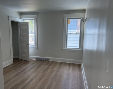 173 Chestnut Avenue - Photo Thumbnail 8