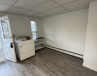 265 East Avenue - Photo Thumbnail 9
