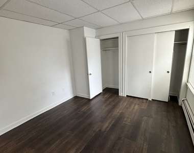 265 East Avenue - Photo Thumbnail 10