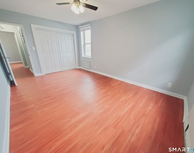 39 Glenbrook Road - Photo Thumbnail 7