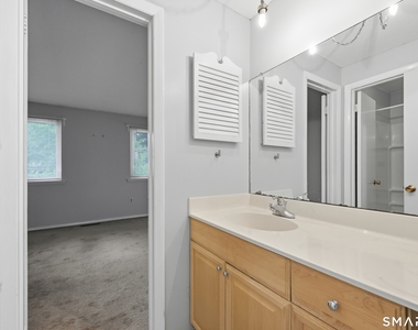 40 Conestoga Way - Photo Thumbnail 18