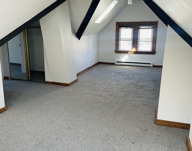 33 Holbrook Street - Photo Thumbnail 6