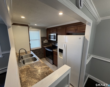 509 Burnside Avenue - Photo Thumbnail 1