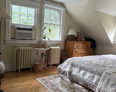 252 B Norwalk Road - Photo Thumbnail 12