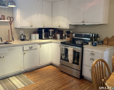 252 B Norwalk Road - Photo Thumbnail 4