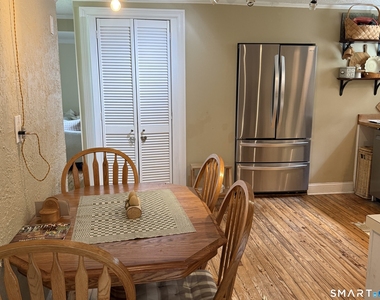 252 B Norwalk Road - Photo Thumbnail 3