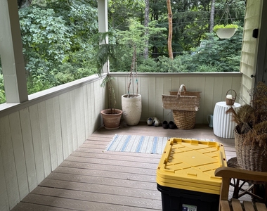 252 B Norwalk Road - Photo Thumbnail 10