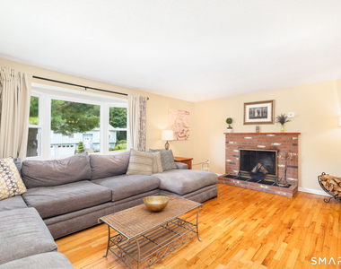 164 Tanglewood Drive - Photo Thumbnail 4