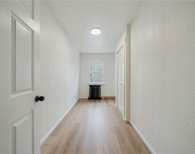 2321 Eccles Street - Photo Thumbnail 5