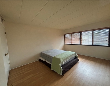 1 Trimont Ln - Photo Thumbnail 12