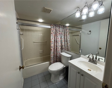 1 Trimont Ln - Photo Thumbnail 11