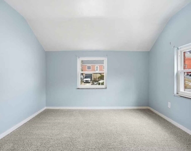 1219 Circle Dr - Photo Thumbnail 5