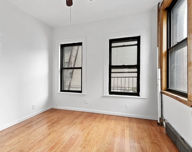 401 East 115th Street - Photo Thumbnail 2