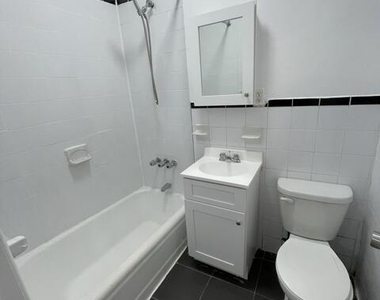 517 West 161st Street - Photo Thumbnail 3