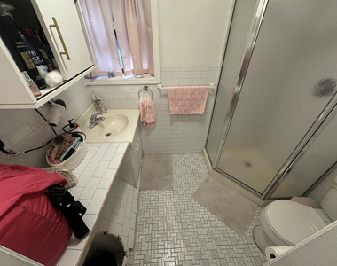 200 Allen Street - Photo Thumbnail 6