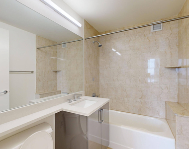 10 Hanover Square - Photo Thumbnail 4