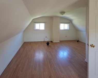 17 Gage Road - Photo Thumbnail 10