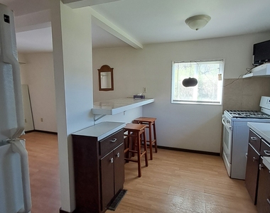 17 Gage Road - Photo Thumbnail 2