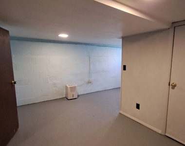 17 Gage Road - Photo Thumbnail 4