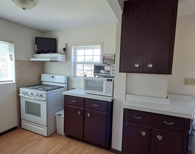 17 Gage Road - Photo Thumbnail 3
