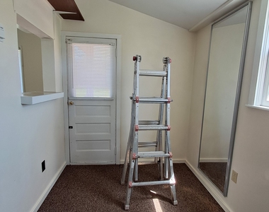 17 Gage Road - Photo Thumbnail 9