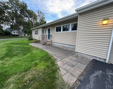 17 Gooseberry Lane - Photo Thumbnail 1