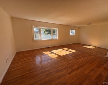 17 Gooseberry Lane - Photo Thumbnail 10