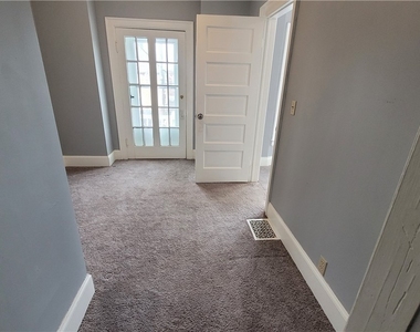 25 Richfield Avenue - Photo Thumbnail 8