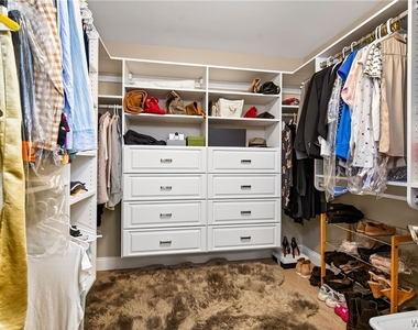 36 Harbour Point - Photo Thumbnail 11