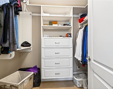 36 Harbour Point - Photo Thumbnail 10