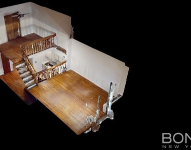 East 88th Street - Photo Thumbnail 8