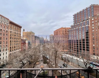 936 West End Avenue - Photo Thumbnail 6