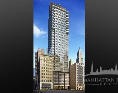 Nassau Street - Photo Thumbnail 6
