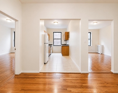 1803 Riverside Drive - Photo Thumbnail 9