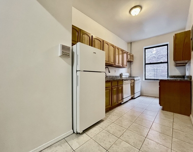 1803 Riverside Drive - Photo Thumbnail 4